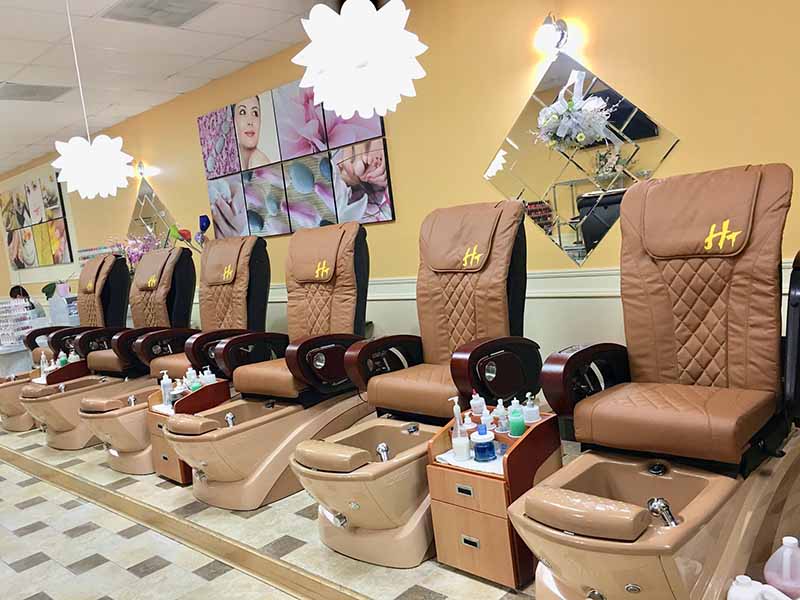 Cần Sang Gấp Tiệm Nails Good Location In Derry New Hampshire