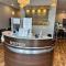 Cần Sang Tiệm Nails In Oswego, Illinois