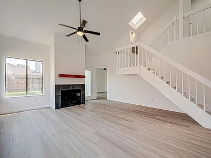 Bán Nhà Houston – 17047 Carbridge Dr, TX 77084 | Giá $275,000