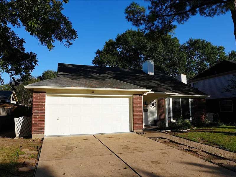 Sở Hữu Ngay Nhà 3 Phòng Ngủ, Sân Rộng & Hồ Bơi – Vị Trí Đắc Địa Houston