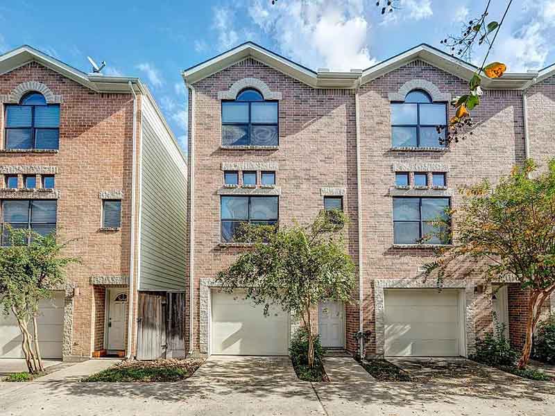 Townhouse 3 Tầng Gần Medical Center – Giá Chỉ $195K, Cơ Hội Đầu Tư Sinh Lời Cao!