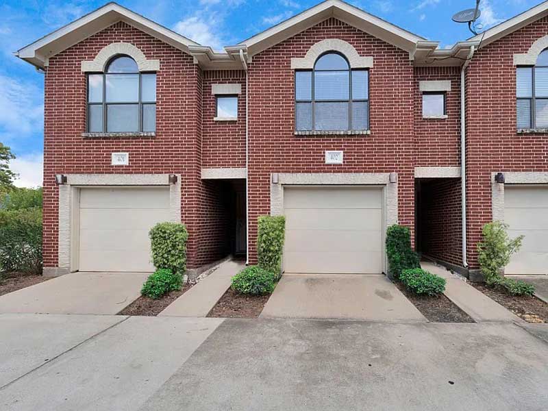 Cơ Hội Sở Hữu Căn Nhà 2 Tầng Tuyệt Vời Tại Houston – Chỉ $180,000!