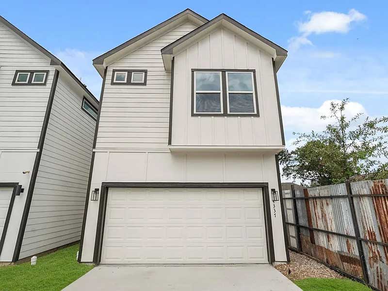 Sở Hữu Nhà Mới Xây 2022, Gần Trung Tâm Houston – Giá Không Thể Bỏ Lỡ!