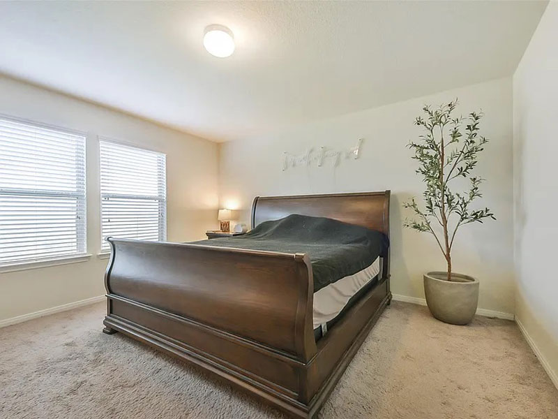 Cơ Hội Sở Hữu Nhà 3 Phòng Ngủ Giá Chỉ $272,000-6735 Cortenridge Ln, Houston, TX 77048