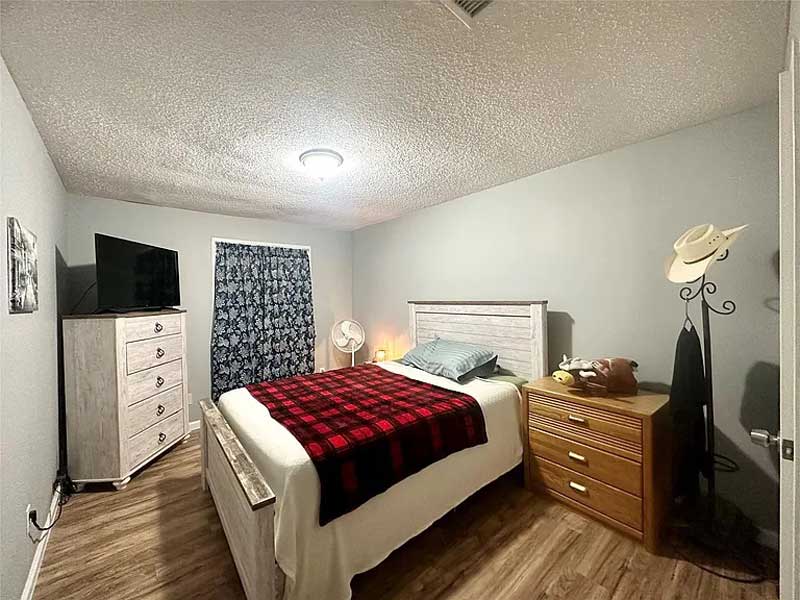 Bán Gấp Townhouse 3 Phòng Ngủ 3 Phòng Tắm Tại Houston - Giá Chỉ $249,000
