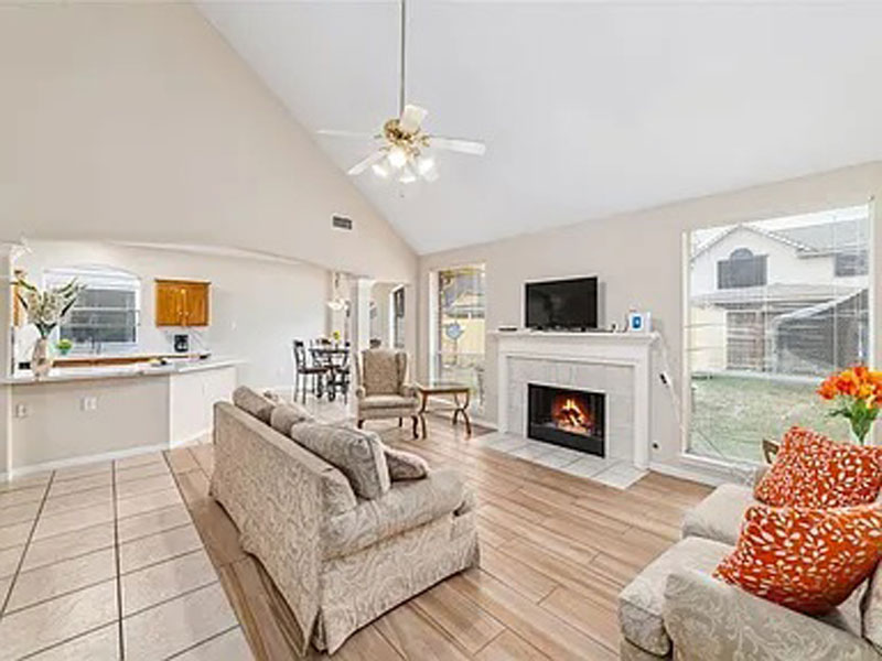 Cơ Hội Sở Hữu Ngôi Nhà Sang Trọng Tại Houston Chỉ $390,000 – 155 Perfidia Dr, Houston, TX 77015