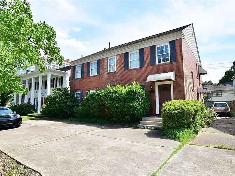 Thuê Nhà Duplex 1961 Dryden Rd, Houston, TX – Chỉ $2,200/tháng