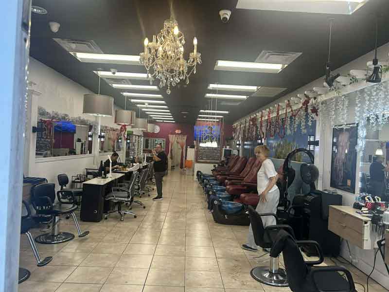 Bán Tiệm Nails – Hair – Wax / Facial