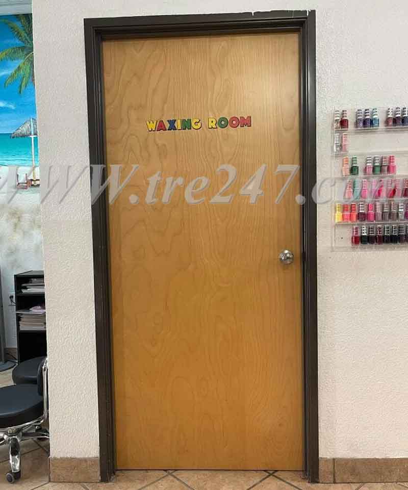 Cần Bán Gấp Tiệm Nail In Helotes Texas