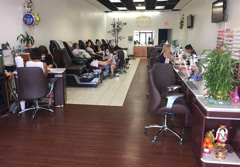 Cần Thợ Nails  Income $4000-$6000/ Tháng Khu Mỹ Trắng In Effingham Illinois