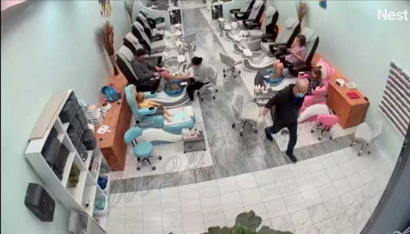 Cần Bán Gấp Tiệm Nail Mới Xây Ở Cedar Rapids, IA.