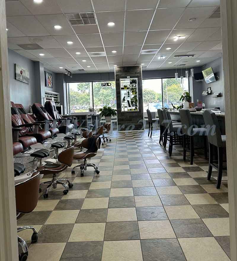 Cần Sang Tiệm Nails Tại Charlotte NC 28204