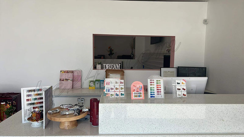 Cần Thợ Nails Gấp Gấp Vùng Mishawaka IN