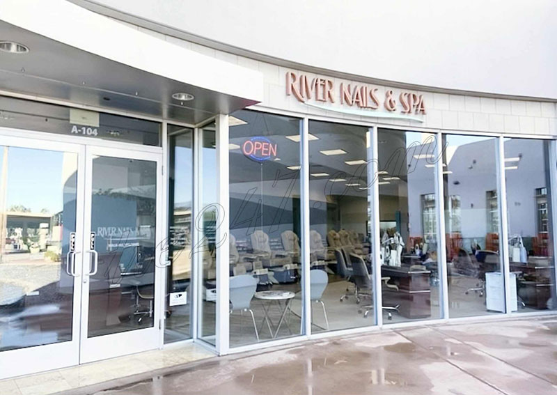 Sang Tiệm Nail Hoạt Động Lâu Năm Ở Rancho Mirage CA