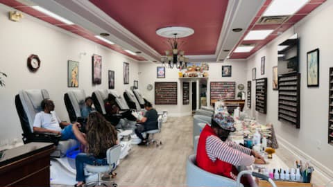 Cần Sang Tiệm Nail Vùng Anderson, SC.