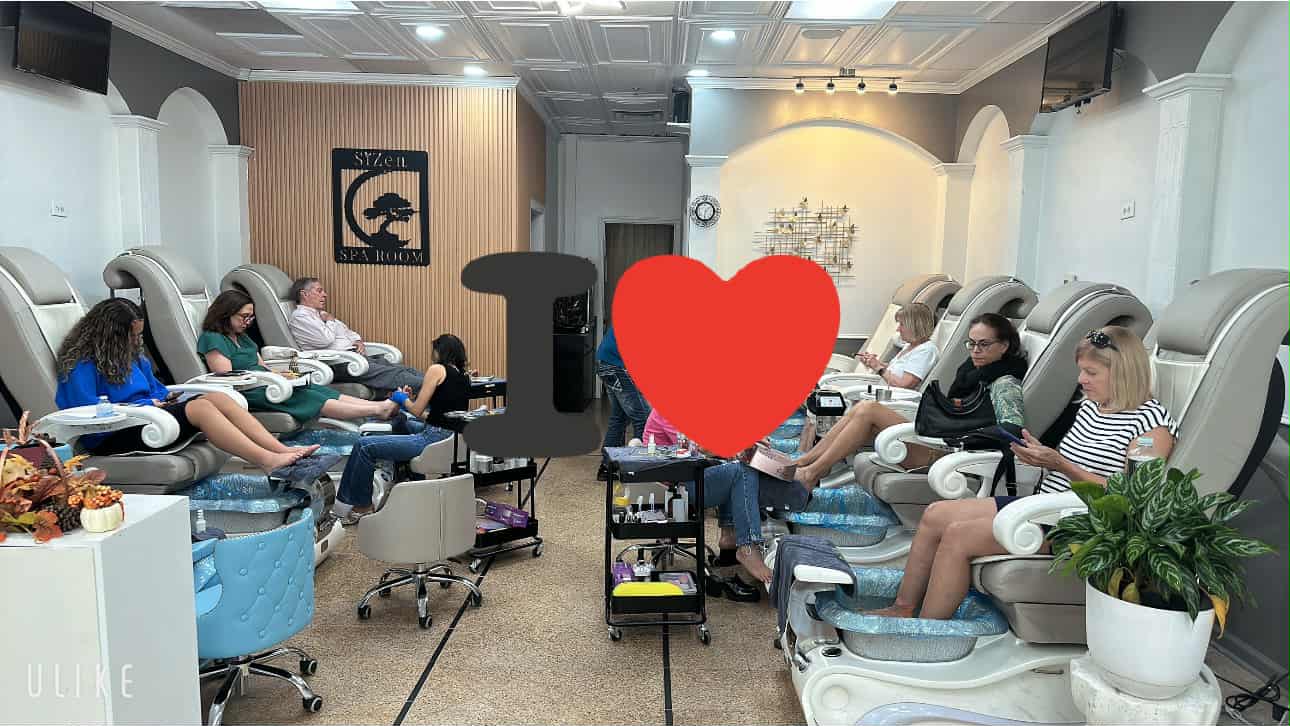 Cần Sang Lại Tiệm Nail Vùng Cary, NC.