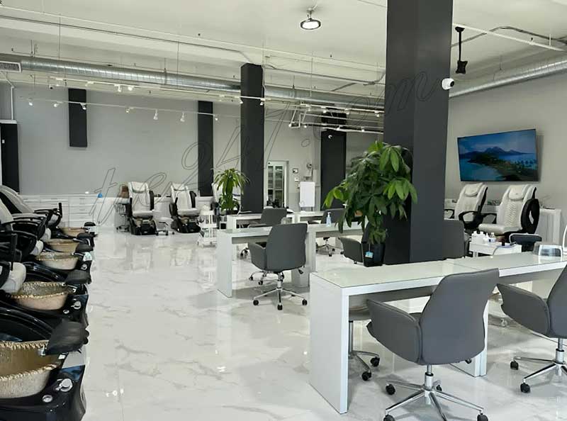 Sang Gấp Tiệm Nail Trong Downtown Los Angeles CA