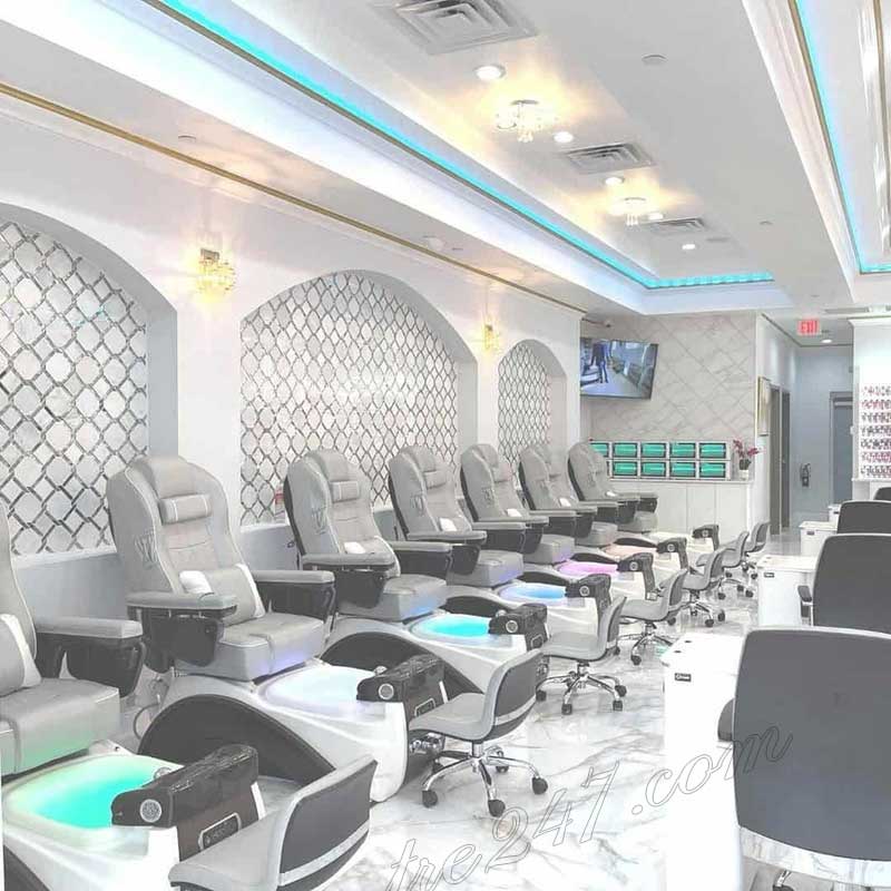 Cần Sang Lại Tiệm Nail Vùng Oviedo, Florida.
