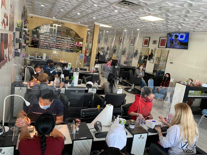 Cần Sang Tiệm Nail In Pembroke Pines FL