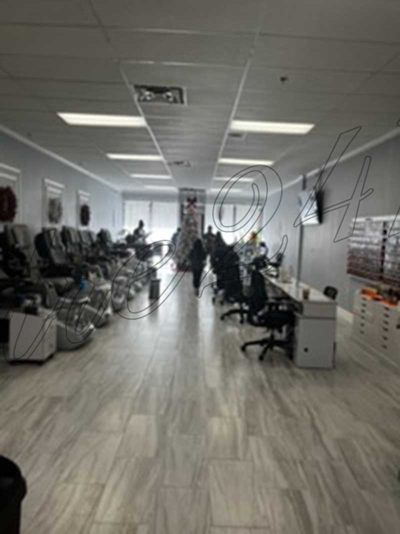 Cần Sang Tiệm Nail Ở Columbia, SC.