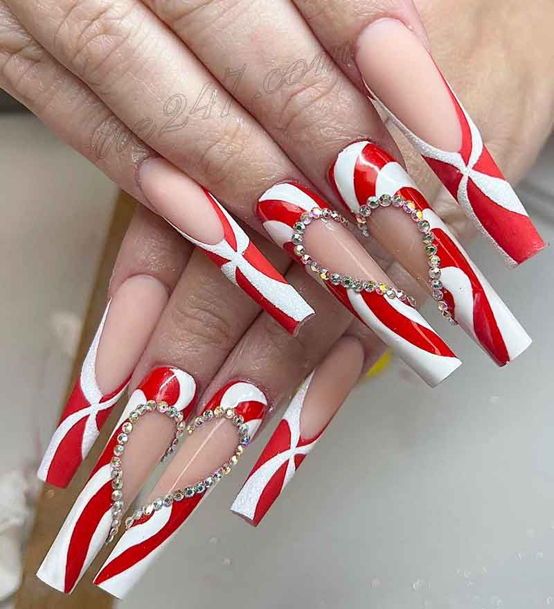 Cần Thợ Nail - Cần Receptionist Cho Tiệm Vùng Martin, Tennessee