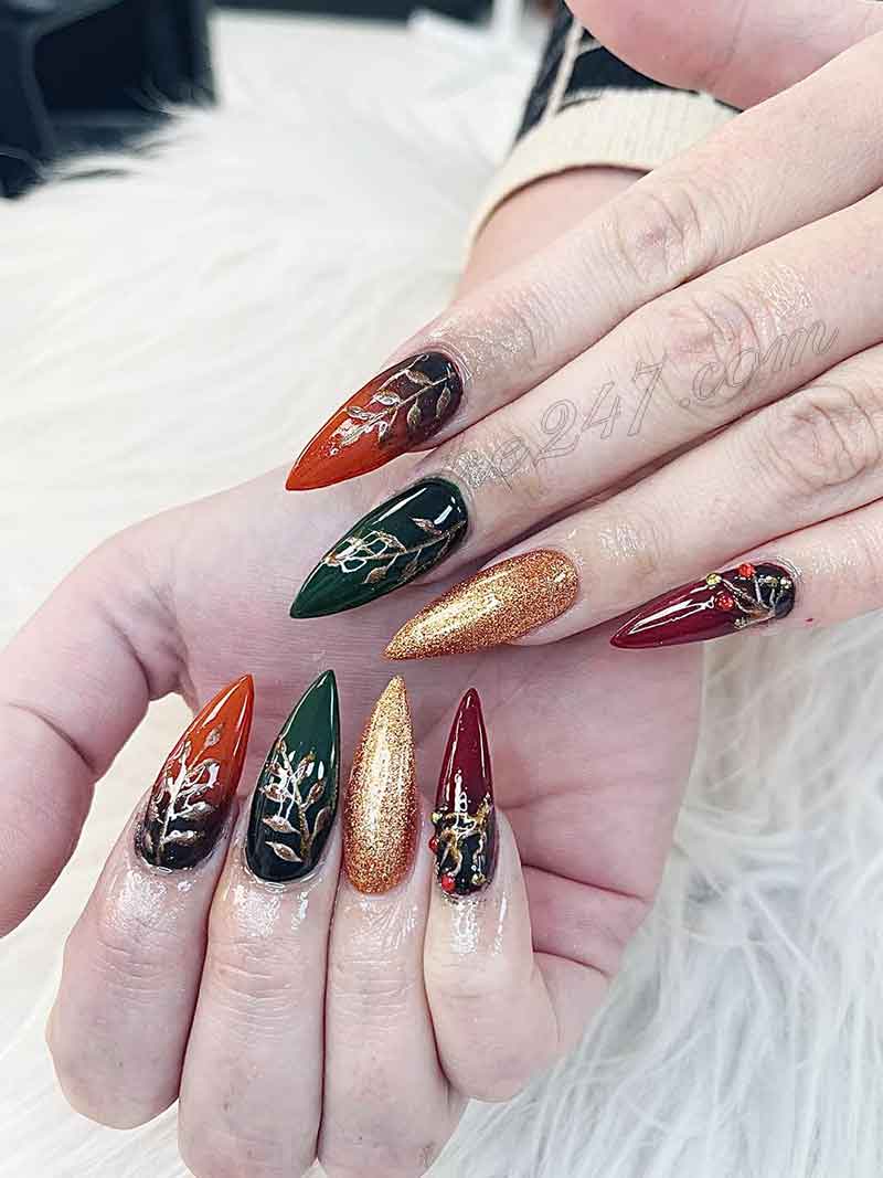 Cần Thợ Nail - Cần Receptionist Cho Tiệm Vùng Martin, Tennessee