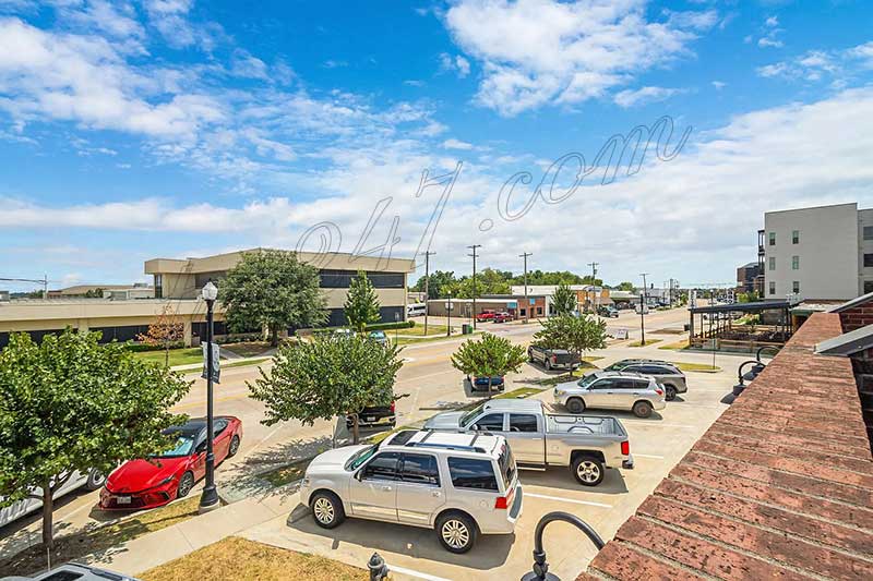 Sang Tiệm Nail Ở Lewisville TX