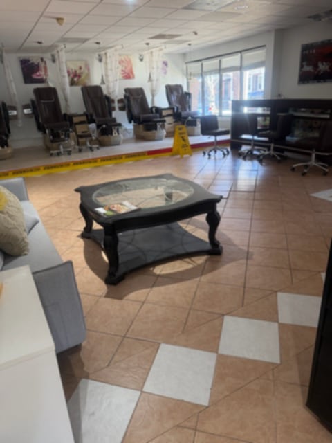 Cần Sang Tiệm Nail Vùng Wilmington, DE