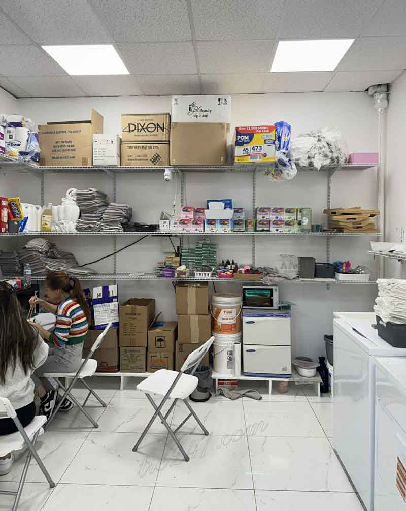 Cần Sang Tiệm Nail Vị Trí Đẹp Tại Ozark, AL – Cơ Hội Hiếm