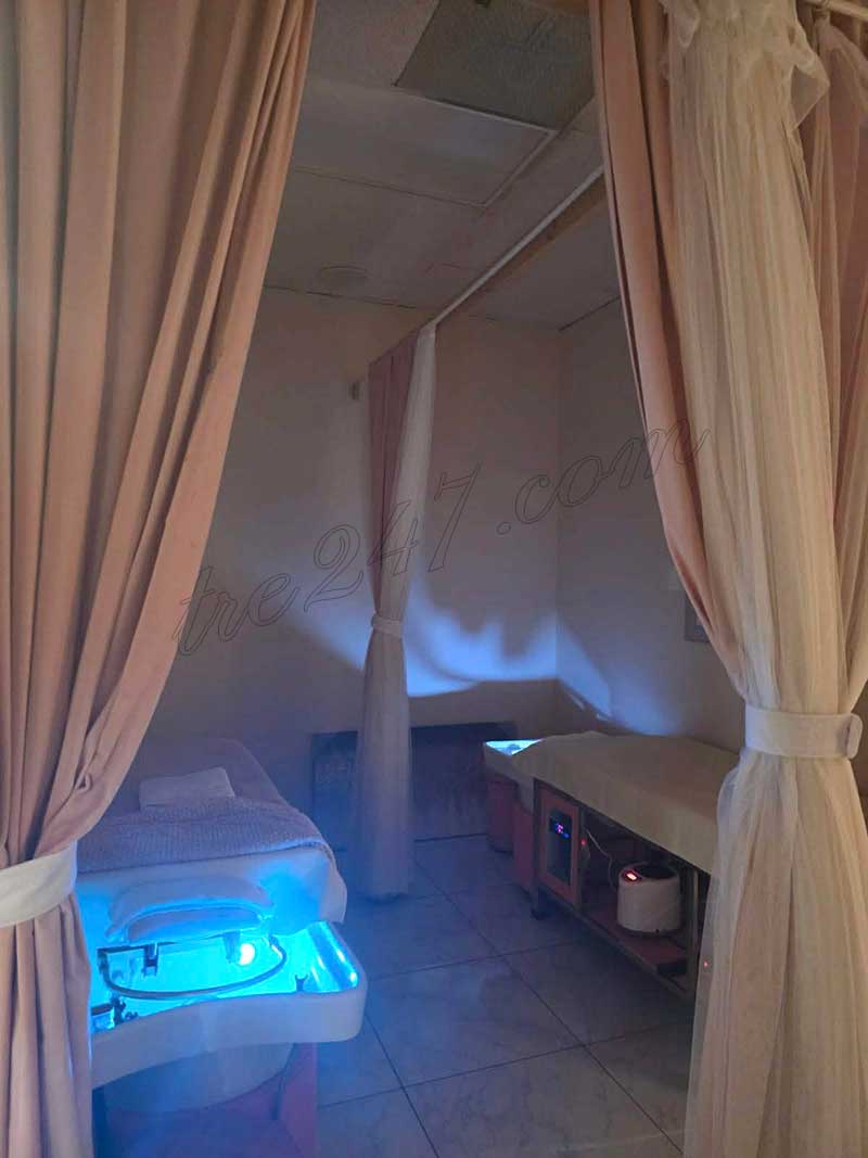 Sang Tiệm Head Up Spa Ở Tempe AZ