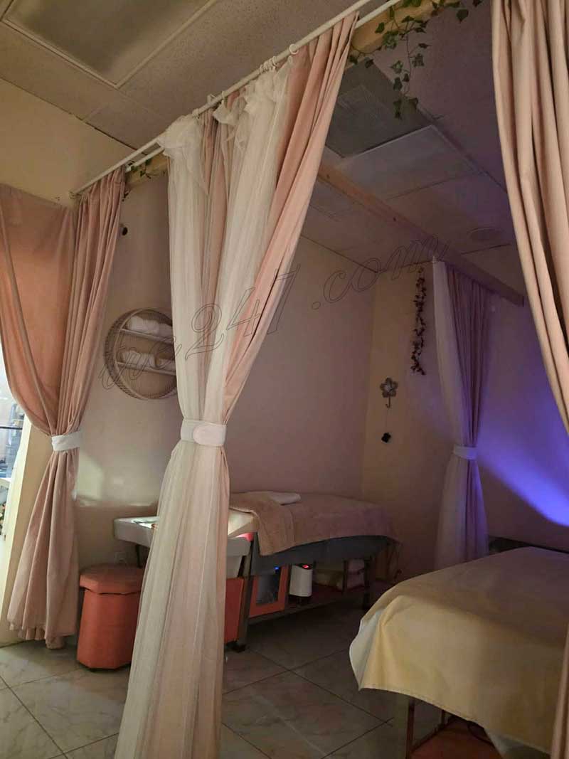 Sang Tiệm Head Up Spa Ở Tempe AZ