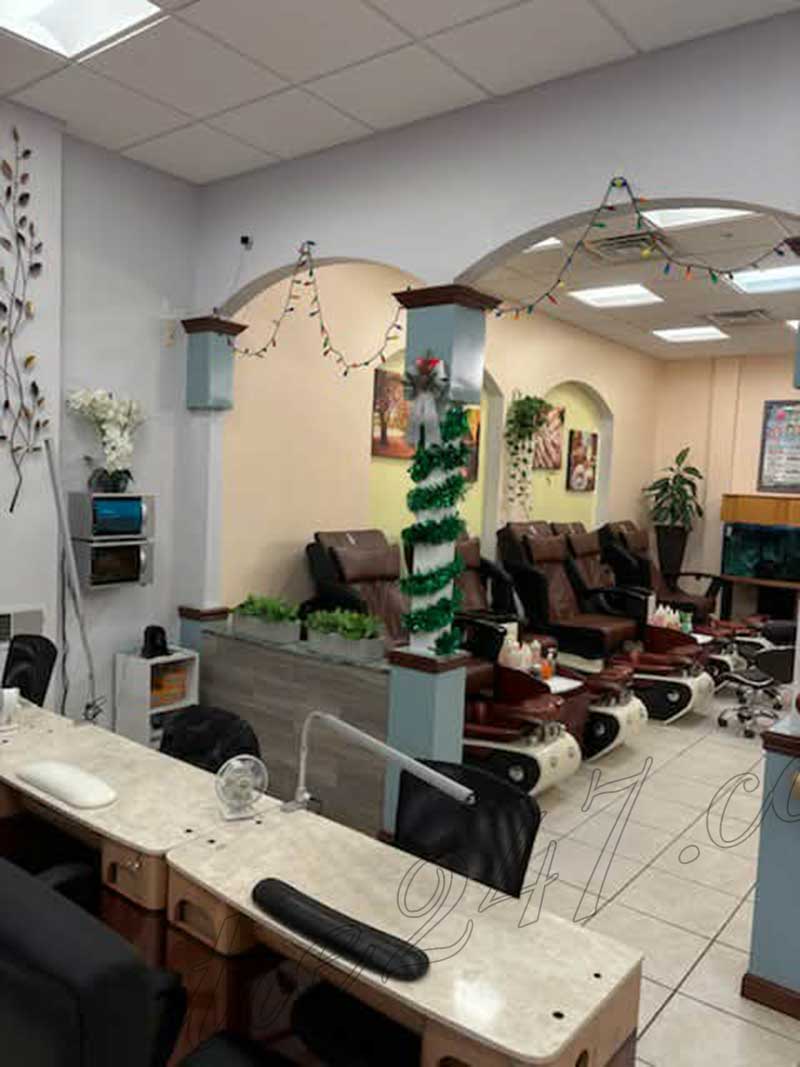 CẦN BÁN TIỆM NAIL GẤP VÀ CẦN THỢ NAIL GẤP!