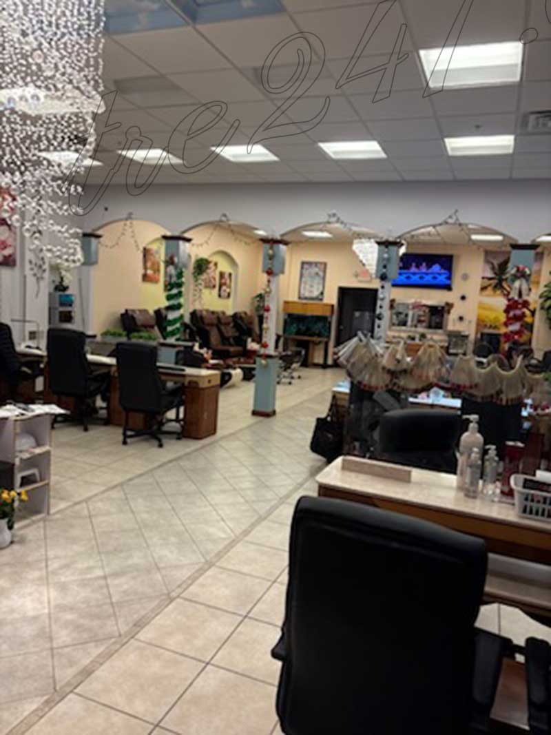 CẦN BÁN TIỆM NAIL GẤP VÀ CẦN THỢ NAIL GẤP!