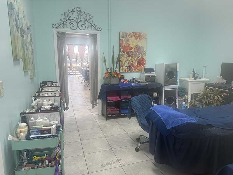CẦN SANG TIỆM NAILS - FLORIDA