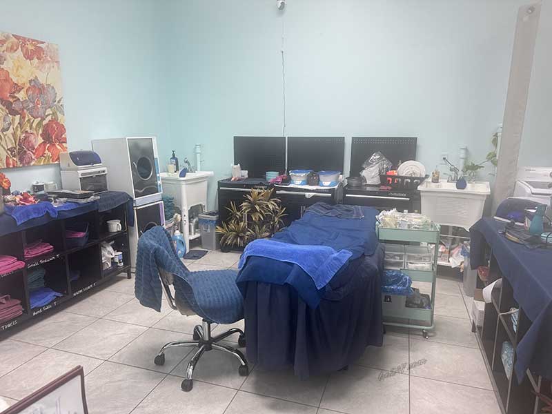 CẦN SANG TIỆM NAILS - FLORIDA