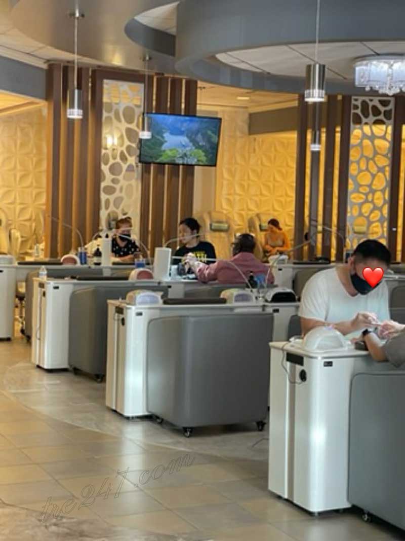 SANG TIỆM NAIL CAO CẤP VỊ TRÍ ĐẸP TAMPA FL 33625