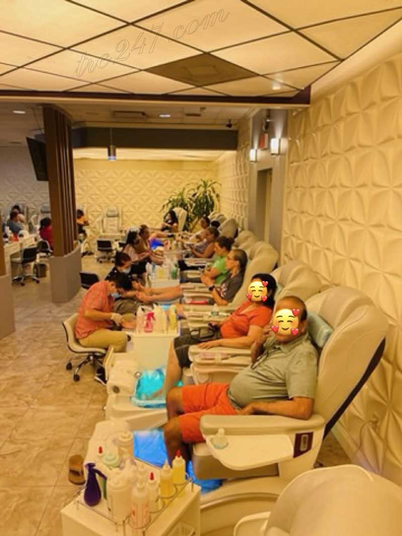 SANG TIỆM NAIL CAO CẤP VỊ TRÍ ĐẸP TAMPA FL 33625