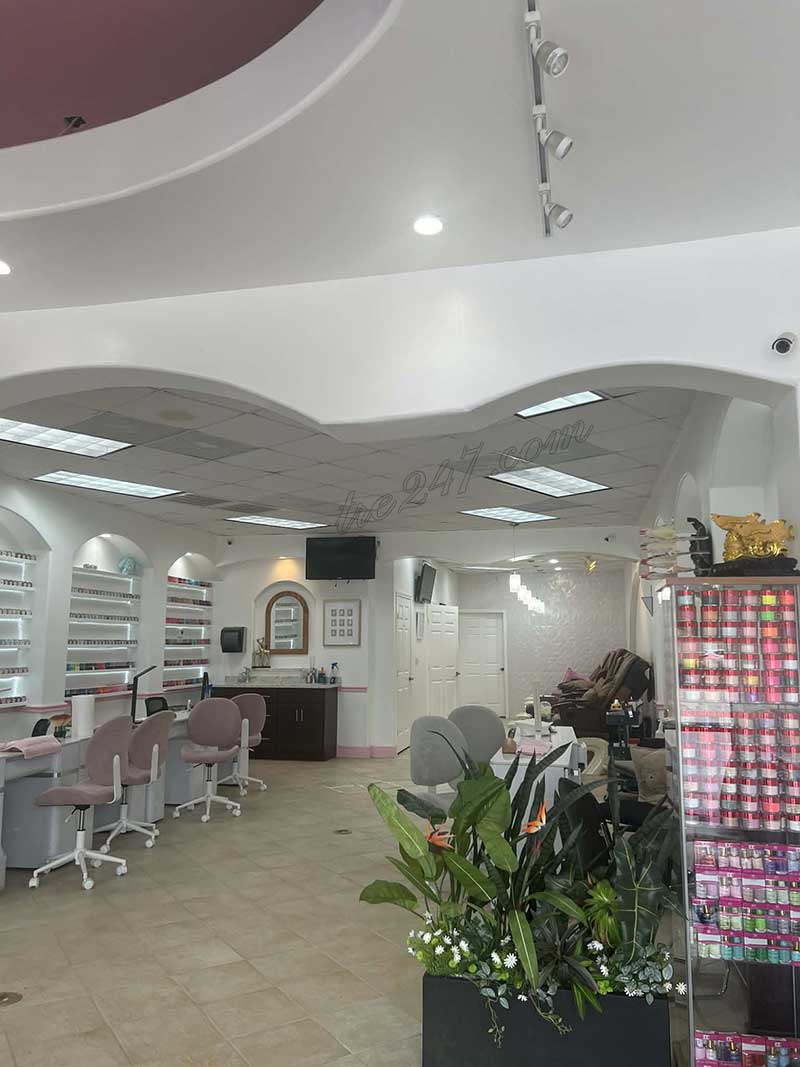 CẦN BÁN TIỆM NAILS – KHU SPRING, HOUSTON, TX 77388