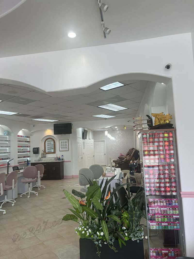 CẦN BÁN TIỆM NAILS – KHU SPRING, HOUSTON, TX 77388