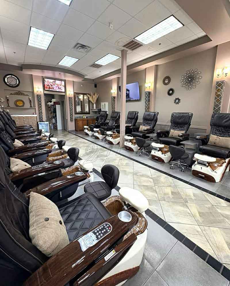Tiệm Nail Có Lượng Khách Ổn Định In Garland TX Cần Sang Nhượng