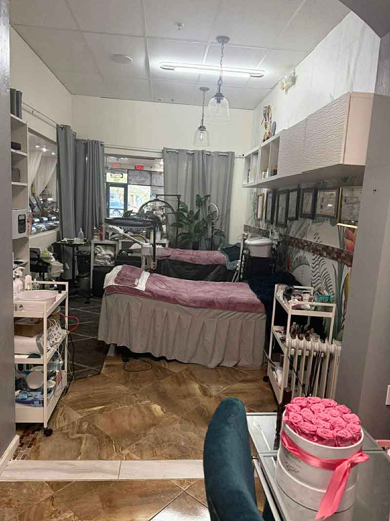 Sang Tiệm Good Location Ở Mesa AZ 85204