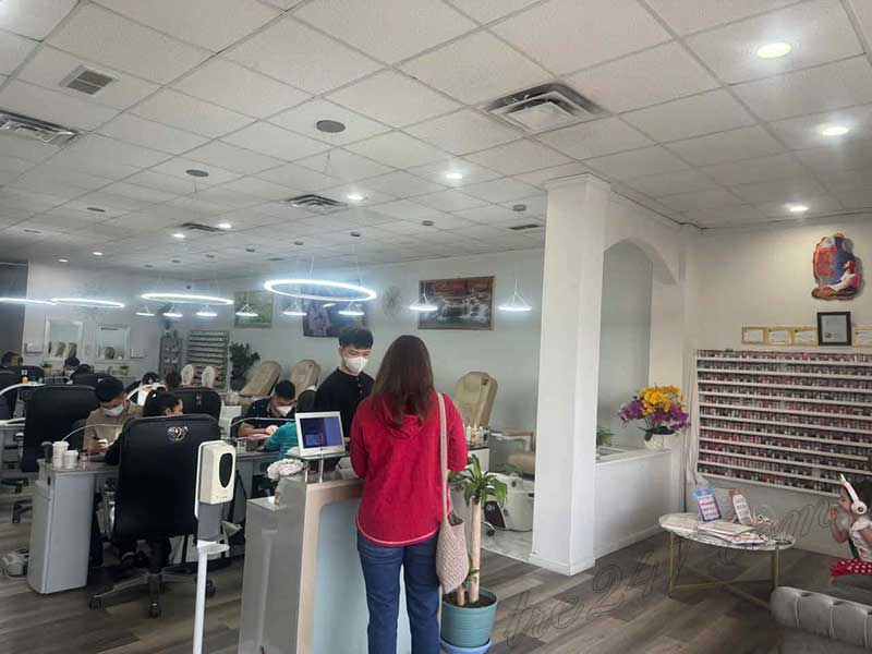 CẦN SANG TIỆM NAIL – INCOME CAO VÙNG CARMEL, INDIANA 