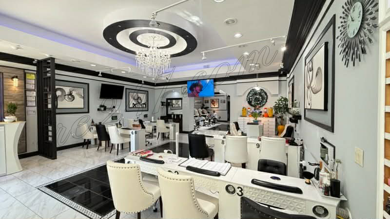 CẦN THỢ NAIL GẤP GẤP GẤP GẤP……..
