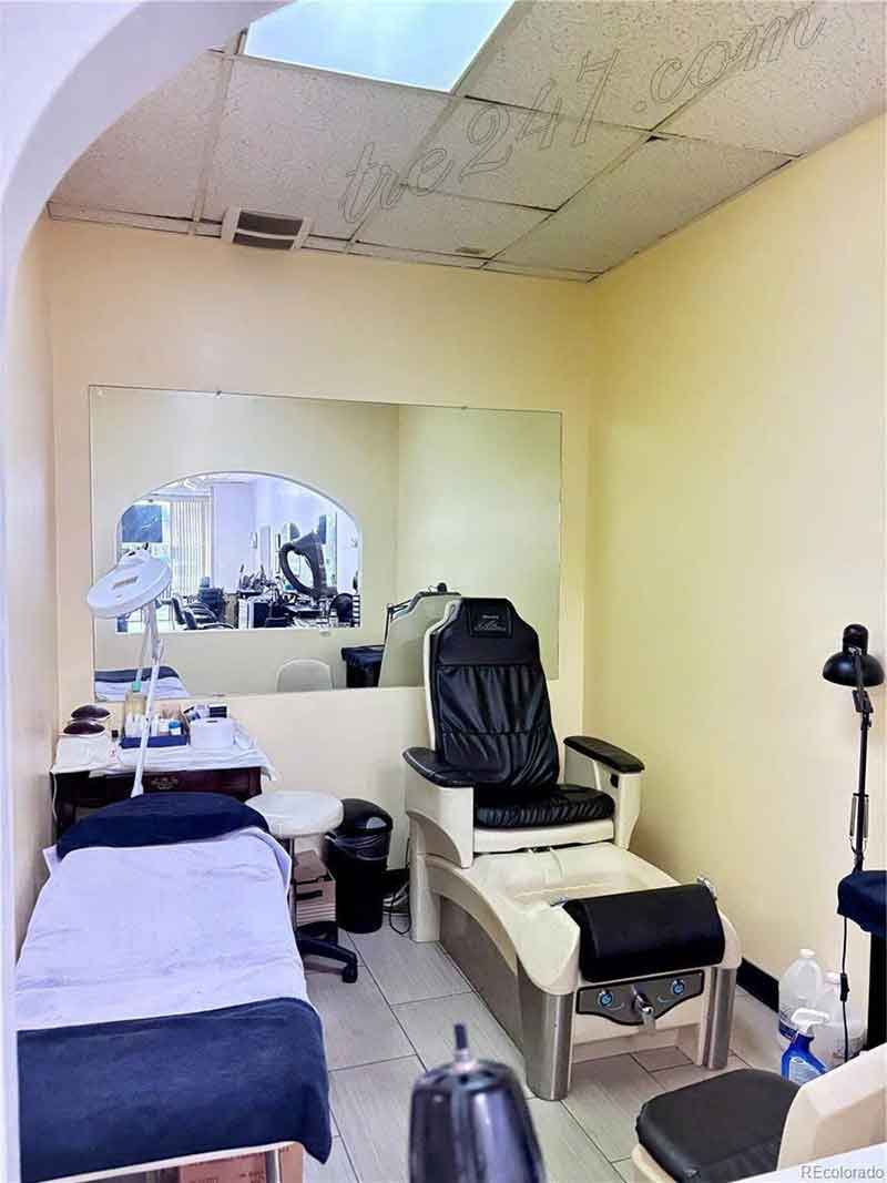 BÁN SALON TÓC TẠI DENVER COLORADO