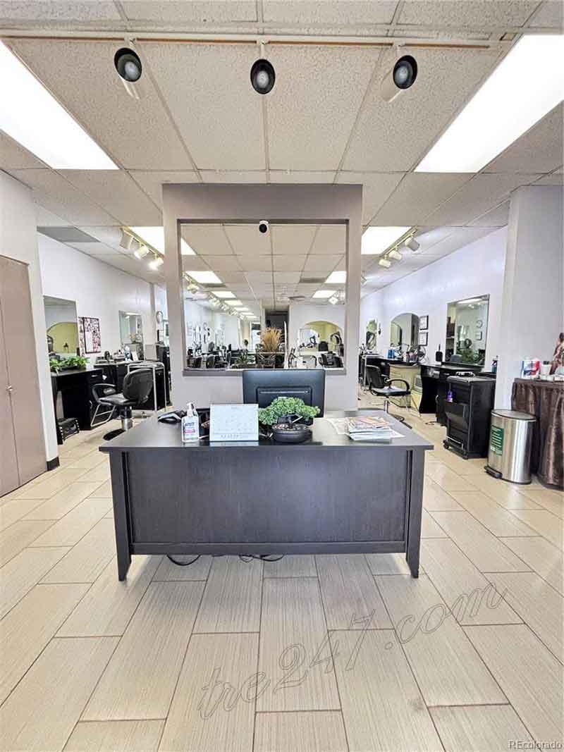 BÁN SALON TÓC TẠI DENVER COLORADO