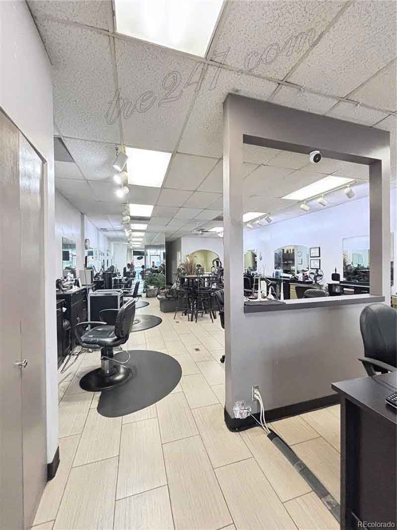 BÁN SALON TÓC TẠI DENVER COLORADO