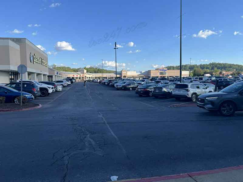 Sang Tiệm Nail – Harrisonburg, VA 22801 – Cơ Hội Tốt, Thu Hồi Vốn Nhanh