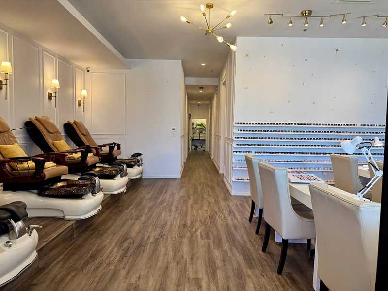 Cần Bán Tiệm Nail Tại Katy Texas.
