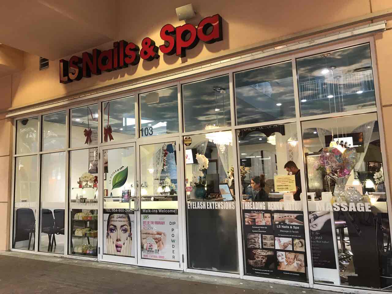 Cần Thợ Bột Có Kinh Nghiệm Khu Du Lịch In FL