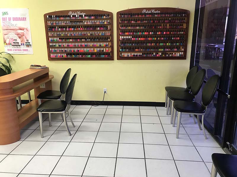 Cần Bán Tiệm Nail  GIa $ 150K In Waco, TX